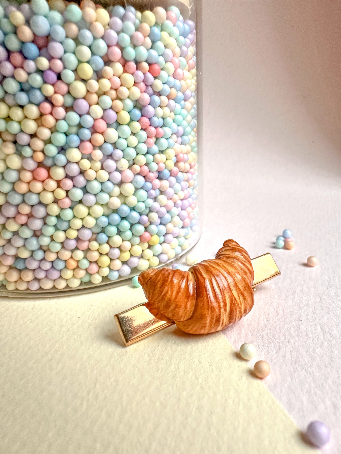 Speldje goud Croissant