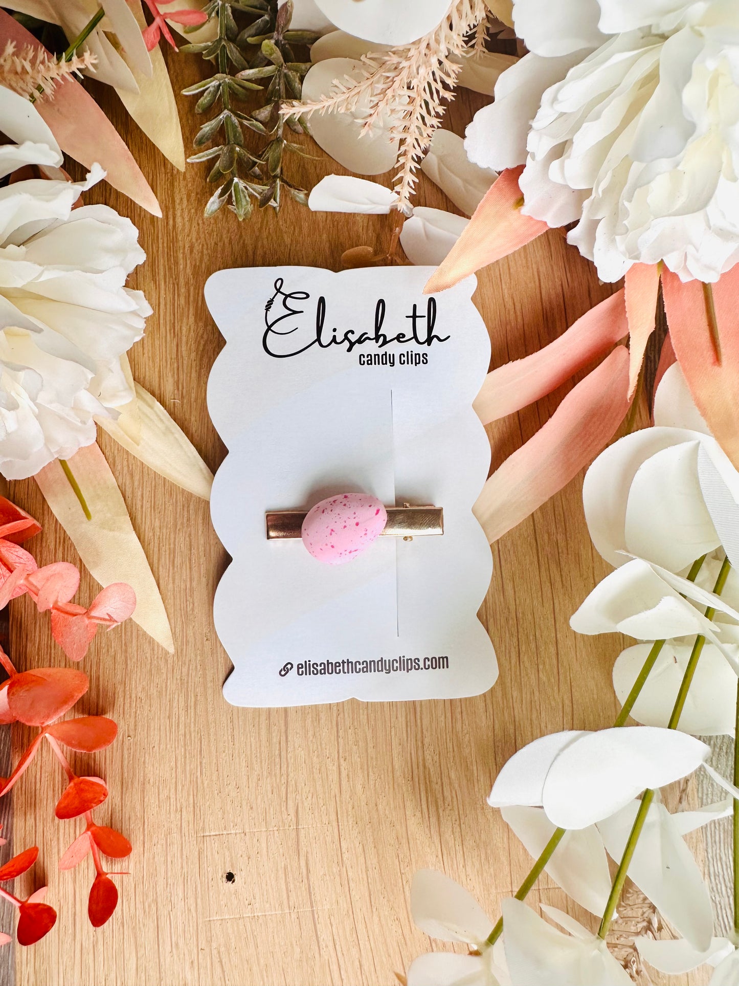 Speldje goud Paaseitje spikkels zachtroze