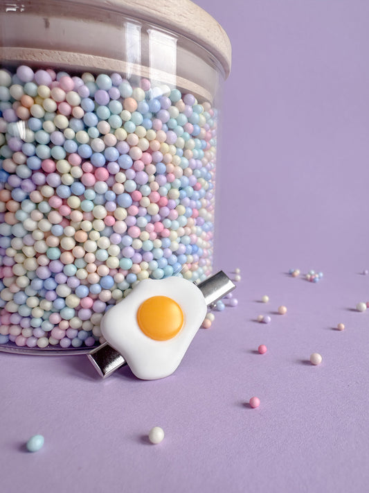 Speldje eitje zilver