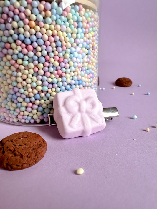 Speldje schuimpje 'cadeau' roze